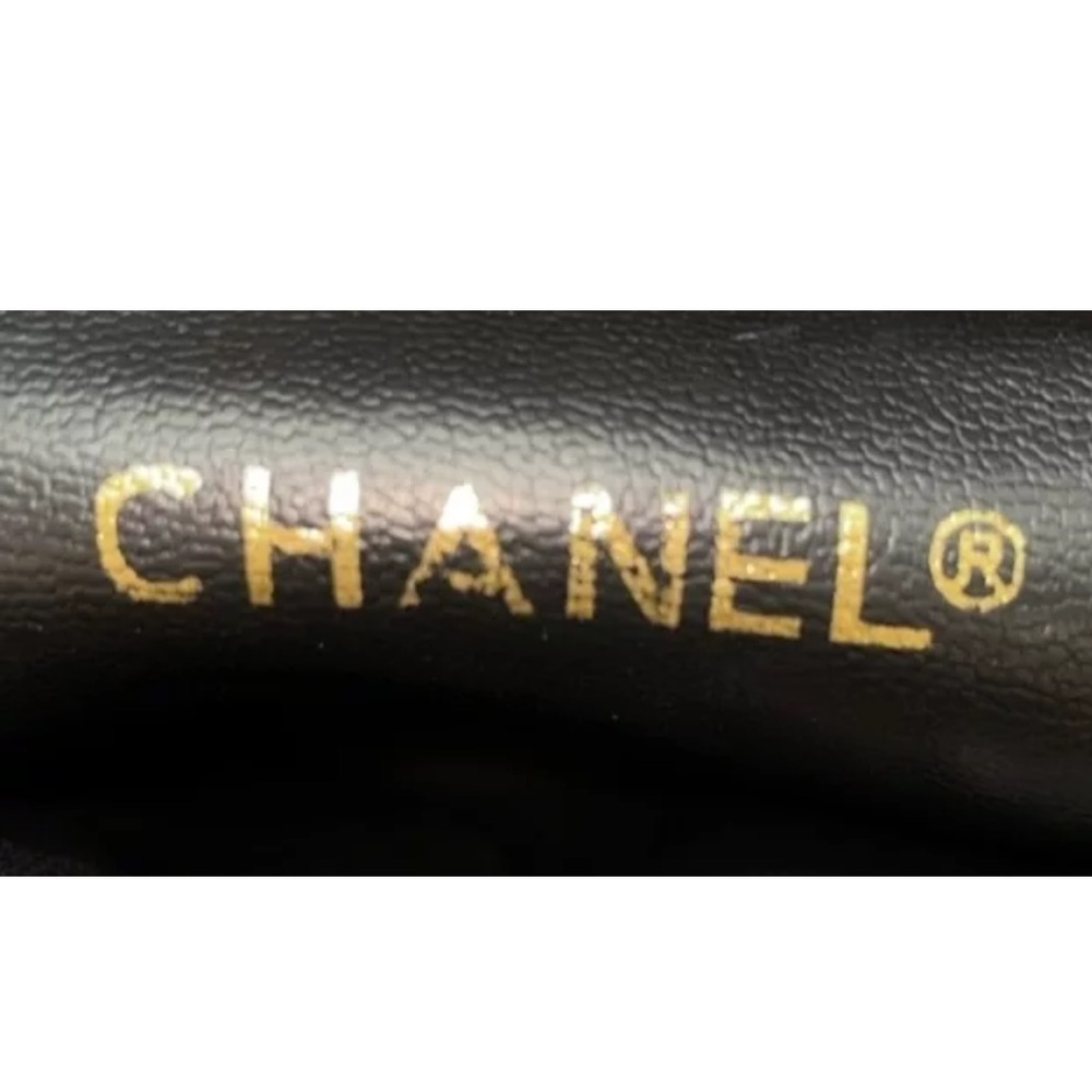 CHANEL COCO MARK MATTELLASSE LEATHER VANITY BAG TO CROSS BODY - Picture 12 of 16